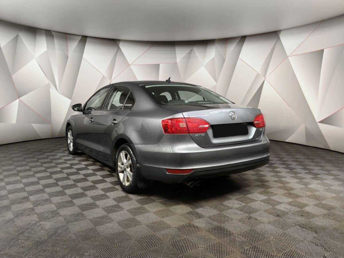Купить Volkswagen Jetta, 2011, 245 345 км, фото №4