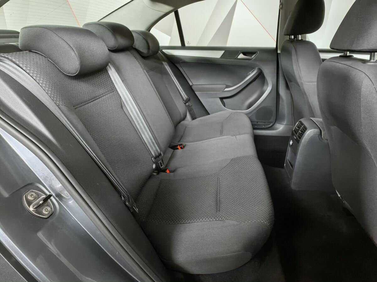 Купить Volkswagen Jetta, 2011, 245 345 км, фото №12