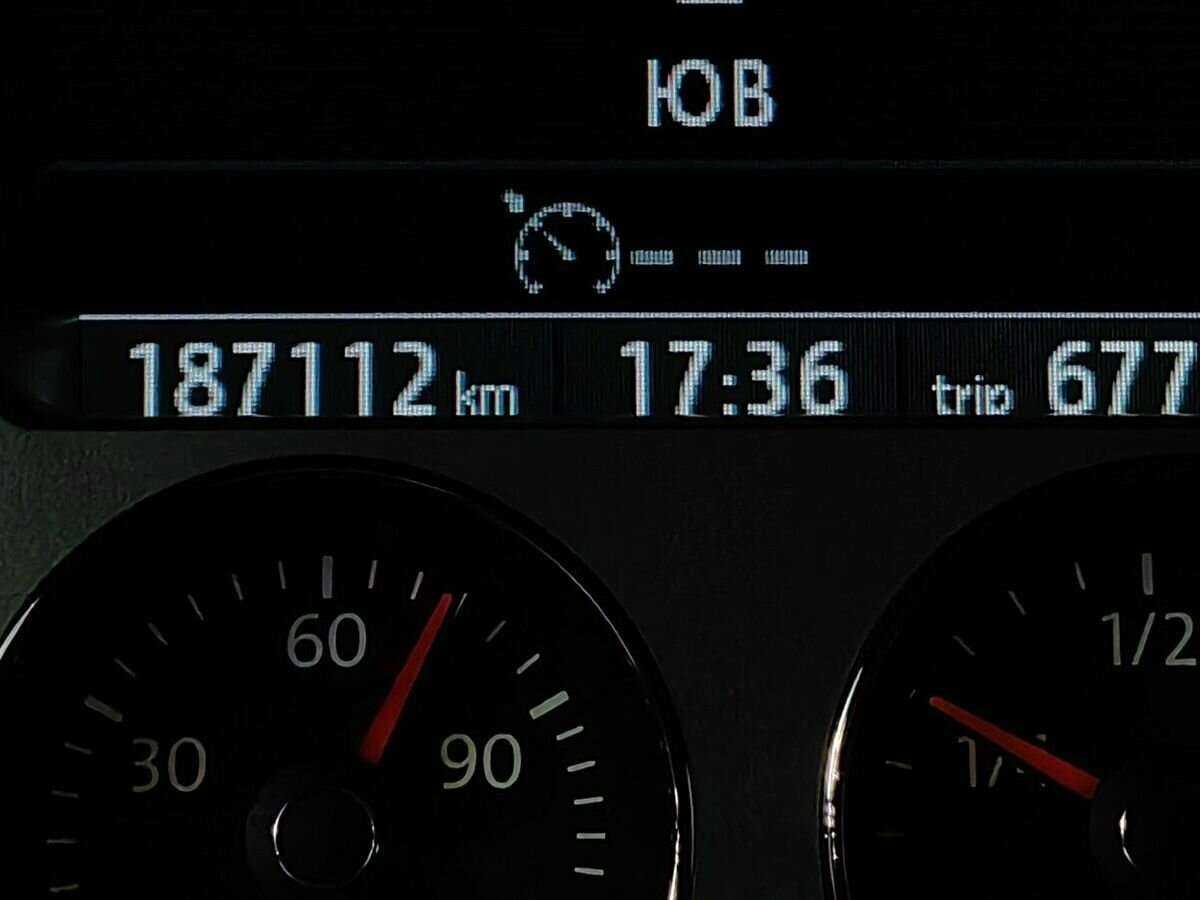 Купить Volkswagen Phaeton 4-Seater Long, 2014, 187 109 км, фото №16