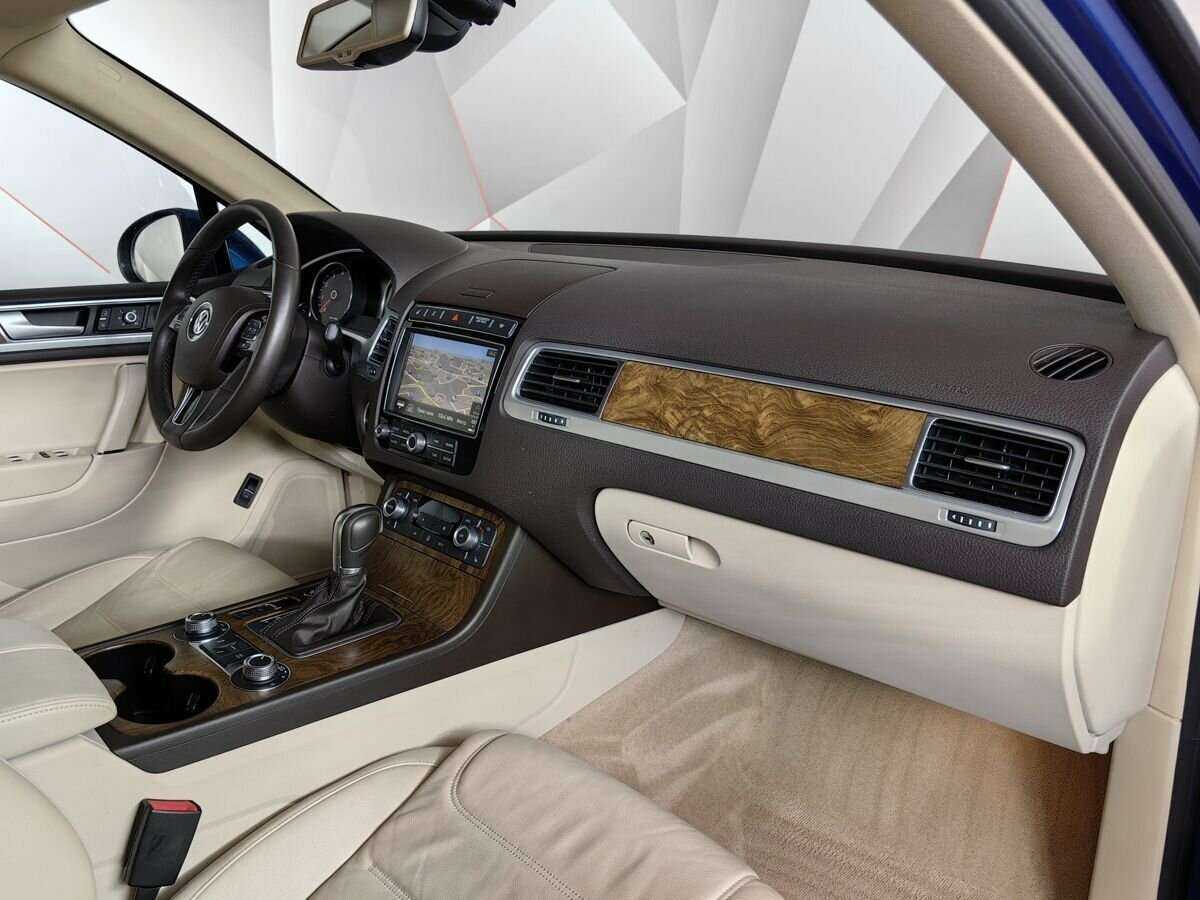 Купить Volkswagen Touareg, 2016, 62 992 км, фото №9