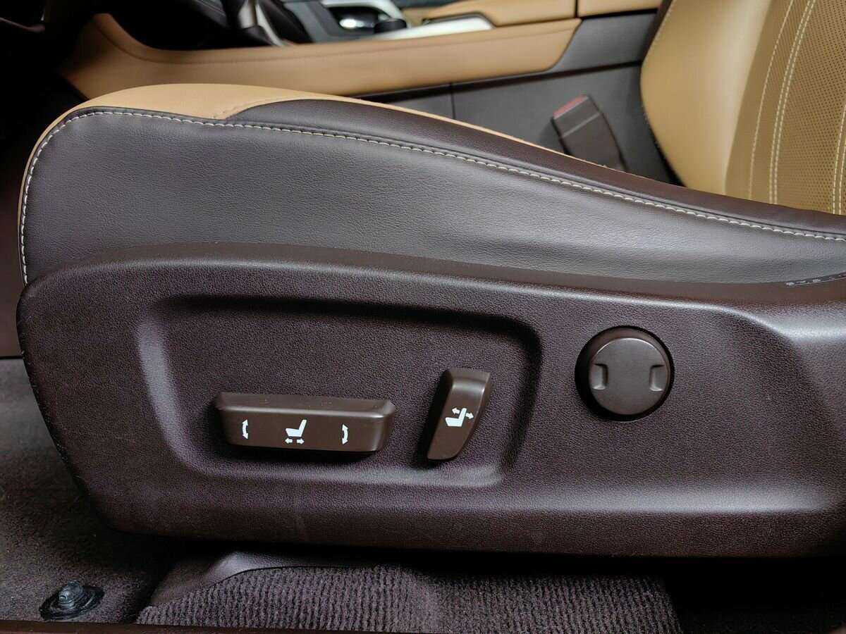 Купить Lexus RX 200t, 2017, 142 155 км, фото №17