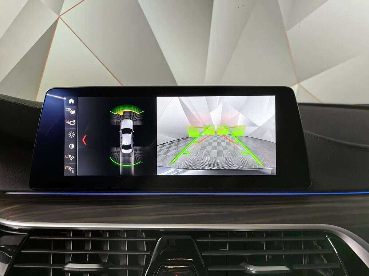 Купить BMW 5 серии 530d xDrive, 2018, 92 754 км, фото №17