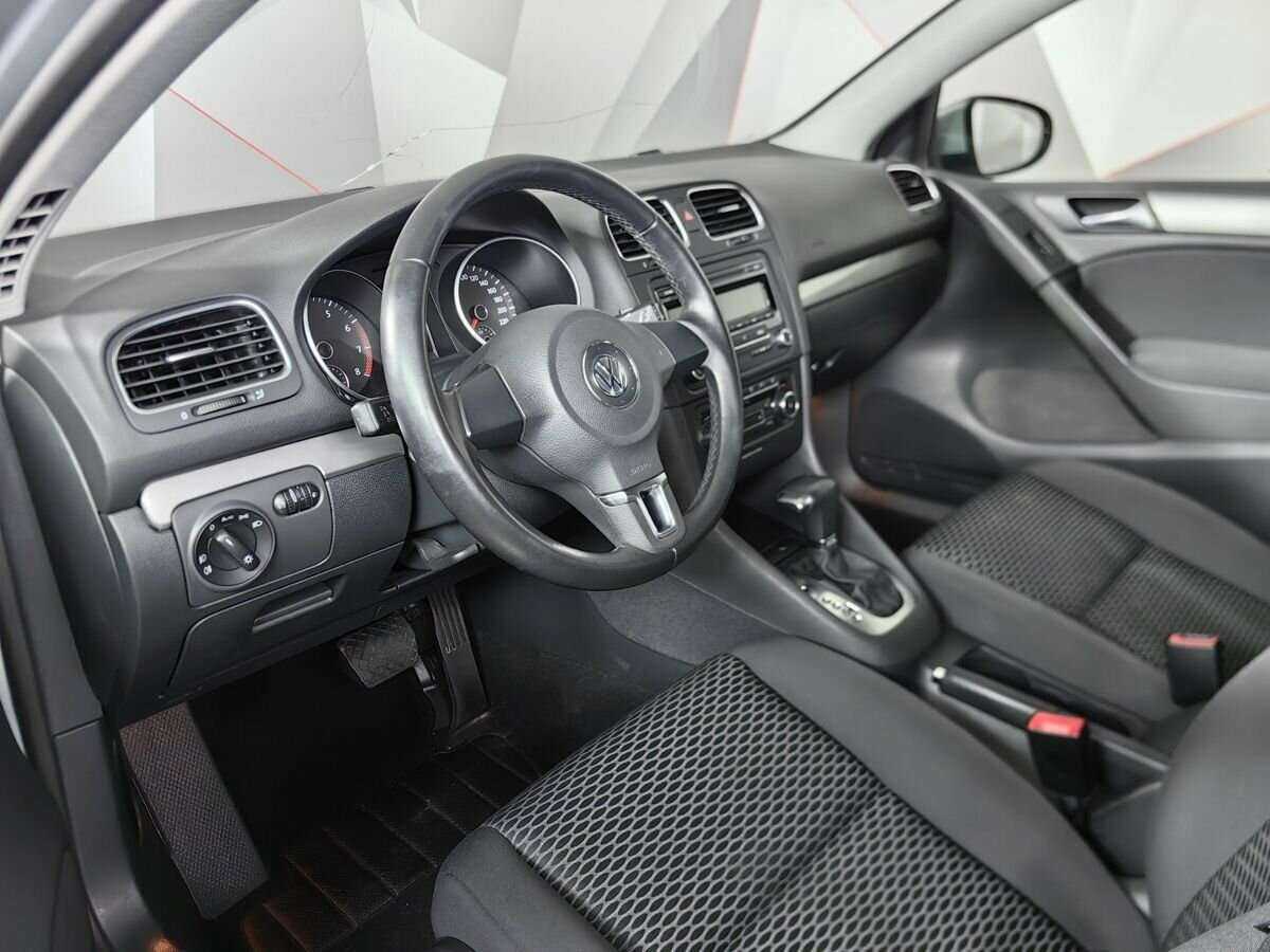 Купить Volkswagen Golf, 2010, 81 102 км, фото №12