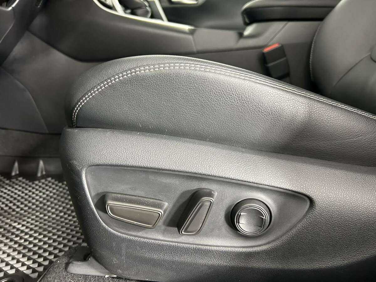 Купить Toyota RAV4, 2022, 48 602 км, фото №10