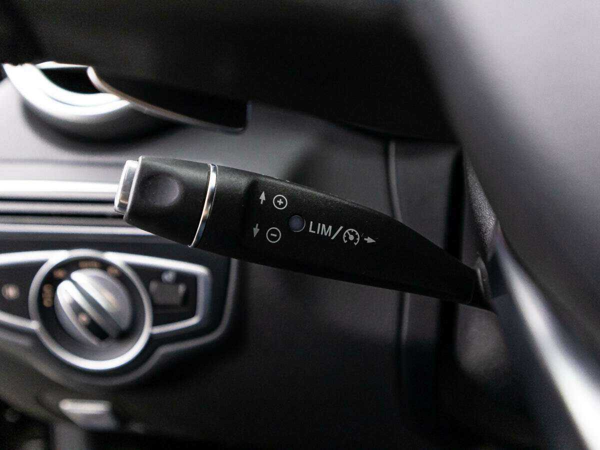 Купить Mercedes-Benz C-Класс 200, 2018, 87 299 км, фото №20