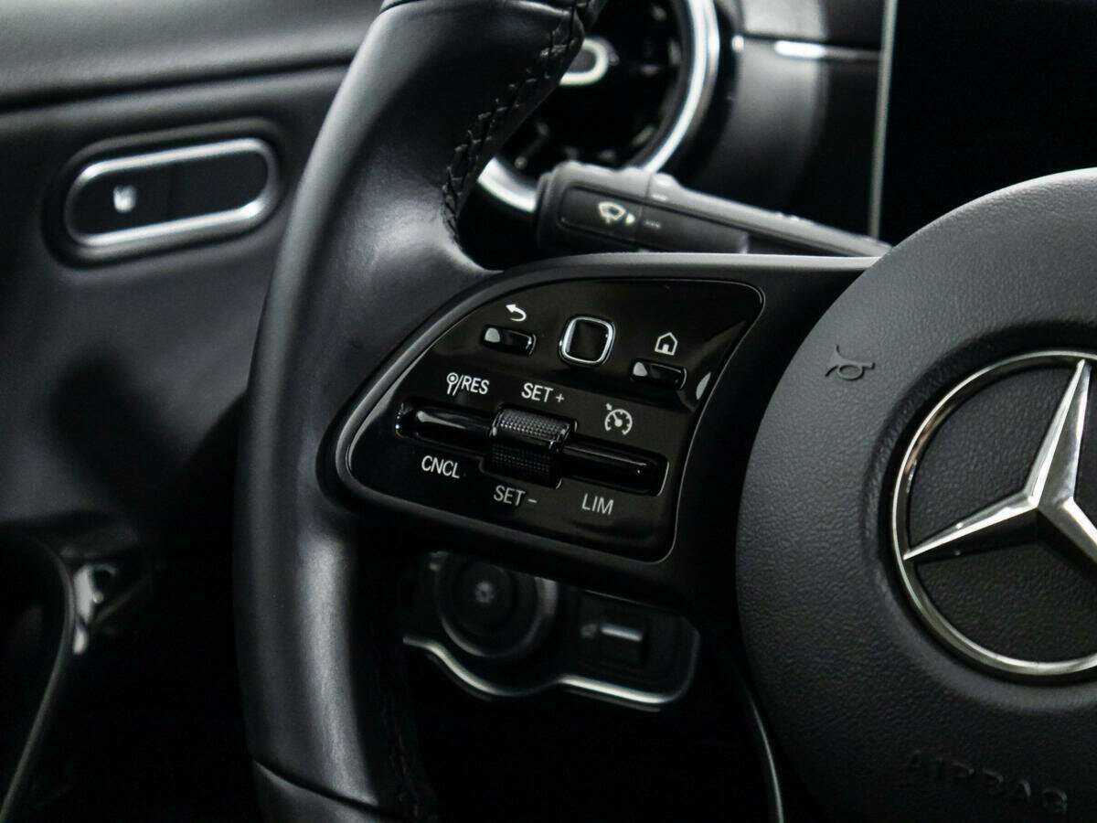 Купить Mercedes-Benz CLA 200, 2020, 78 000 км, фото №20