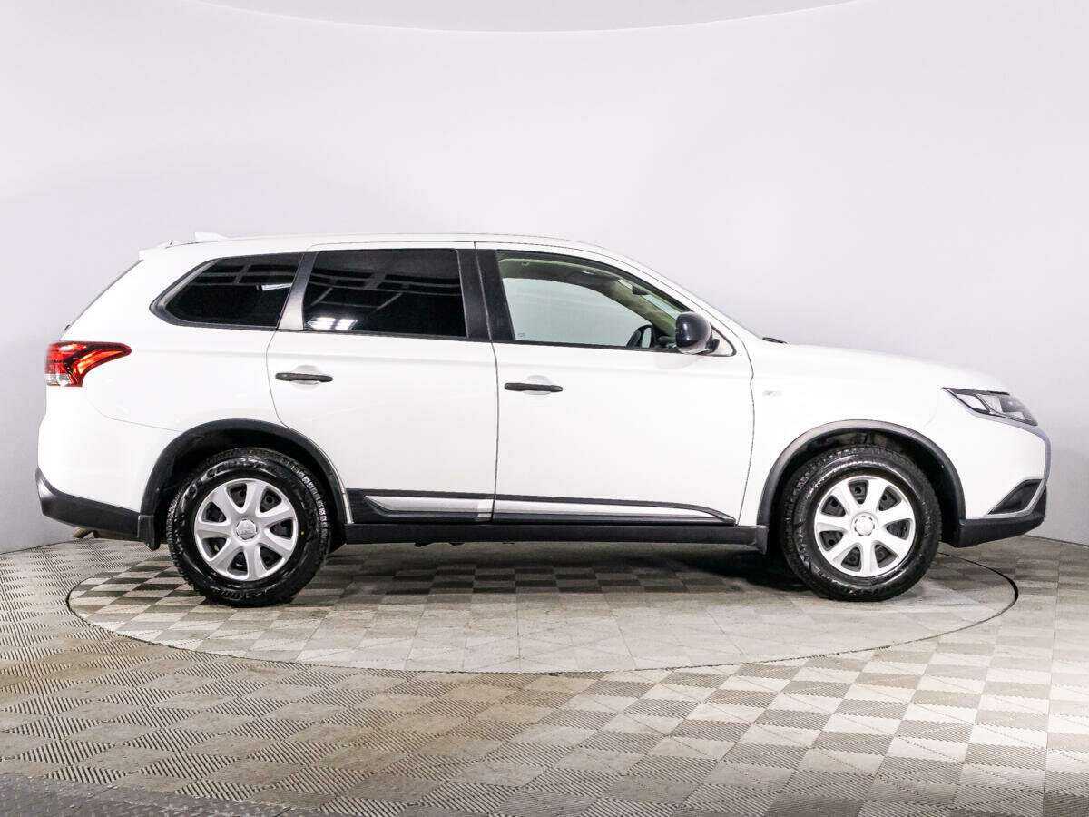 Купить Mitsubishi Outlander, 2019, 60 290 км, фото №4