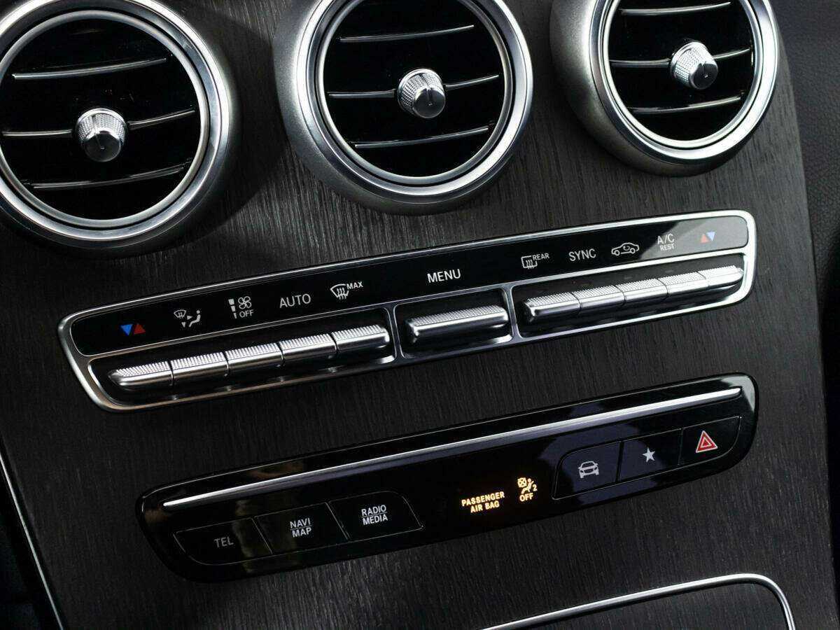 Купить Mercedes-Benz GLC 300 d, 2019, 158 380 км, фото №17