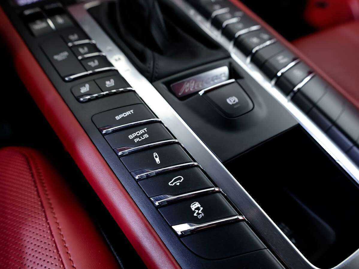 Купить Porsche Macan Turbo, 2014, 75 890 км, фото №22