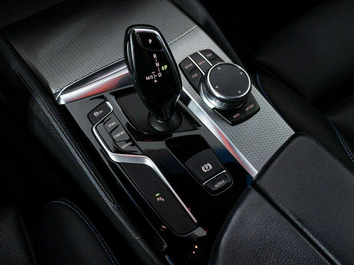 Купить BMW 5 серии 520d xDrive, 2018, 182 600 км, фото №17