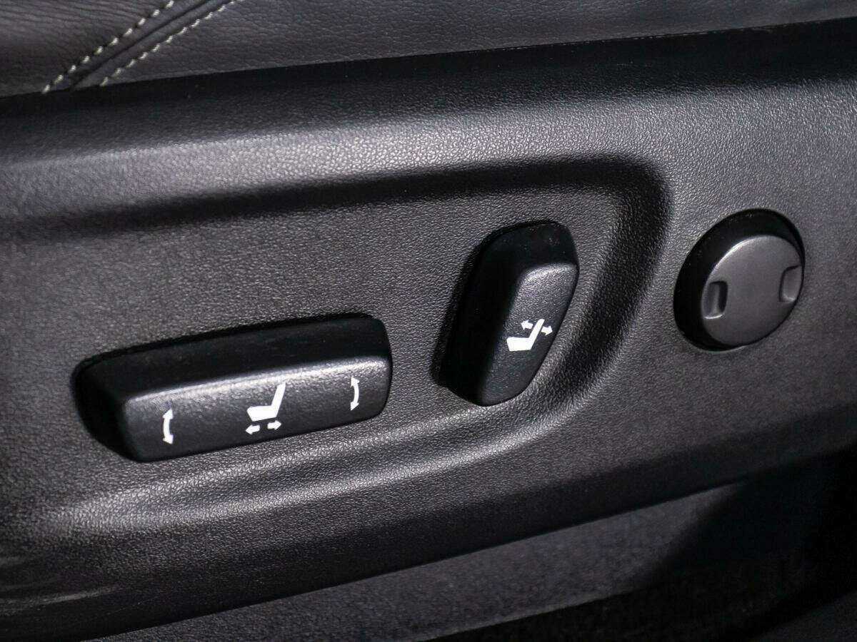 Купить Toyota Land Cruiser Prado, 2017, 137 978 км, фото №16