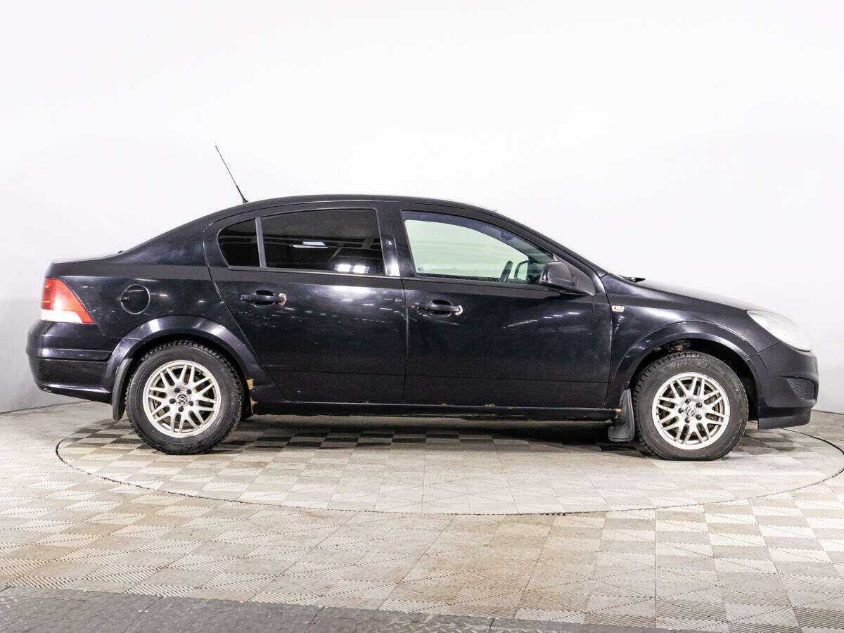 Купить Opel Astra, 2011, 270 909 км, фото №4