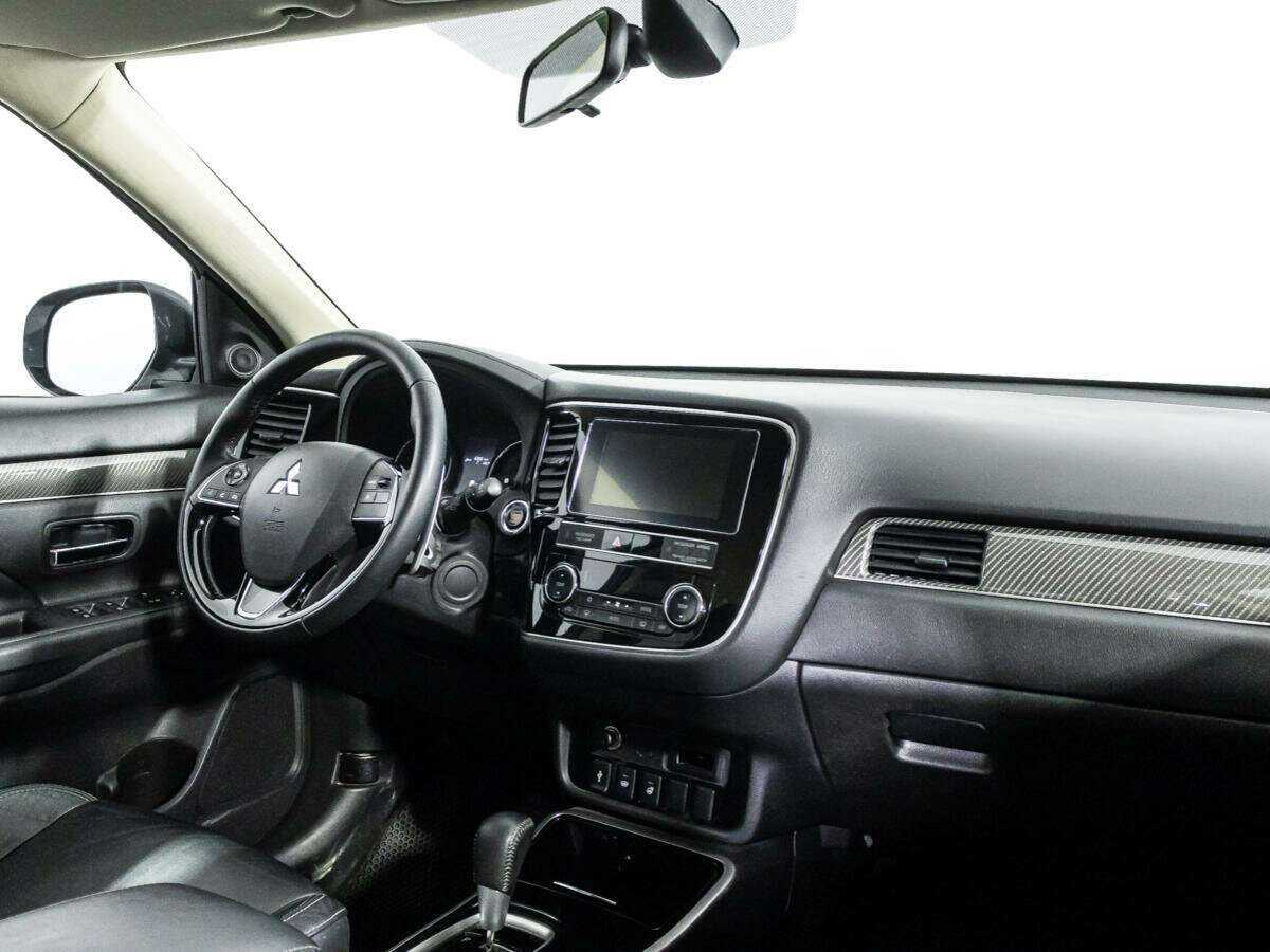 Купить Mitsubishi Outlander, 2019, 108 009 км, фото №9
