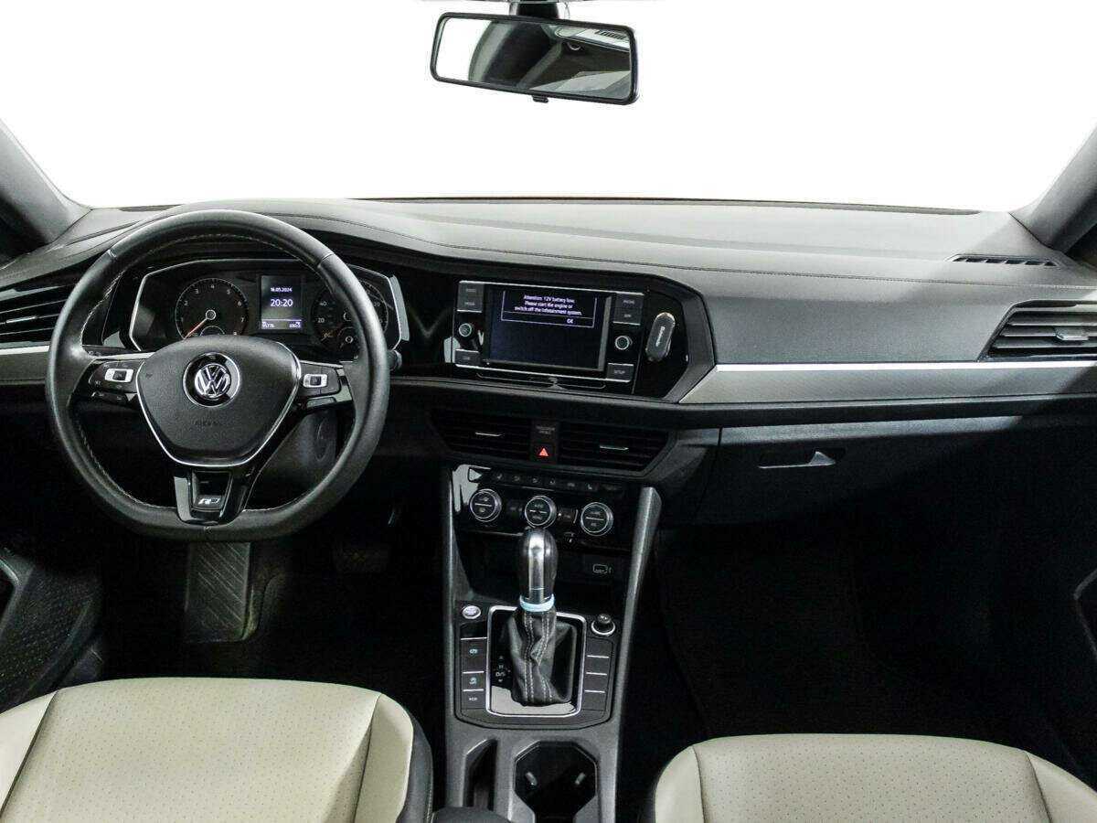 Купить Volkswagen Jetta 8-speed, 2018, 95 774 км, фото №13