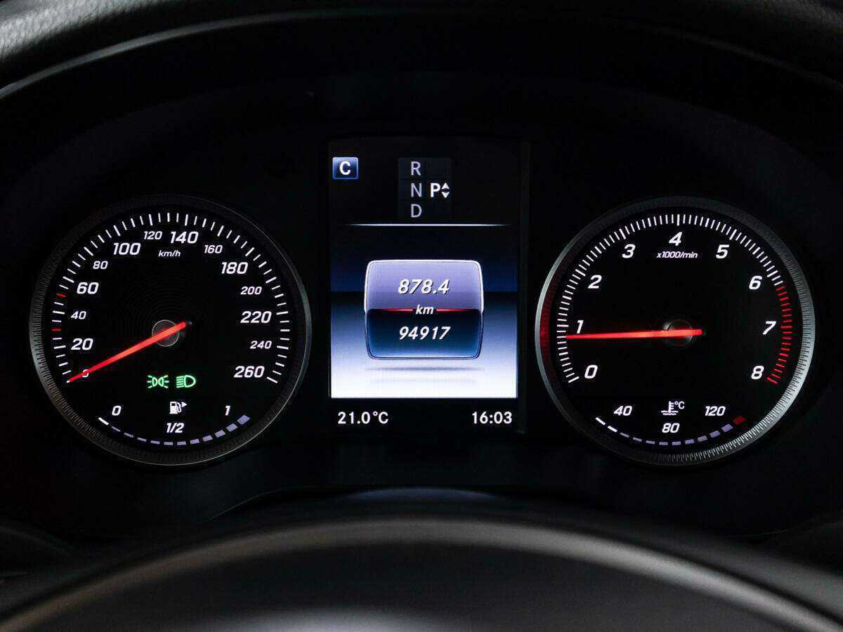 Купить Mercedes-Benz GLC 250, 2016, 94 750 км, фото №12