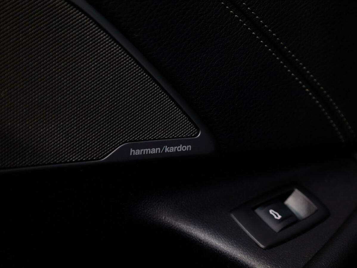 Купить BMW 5 серии 530i xDrive, 2018, 101 528 км, фото №16