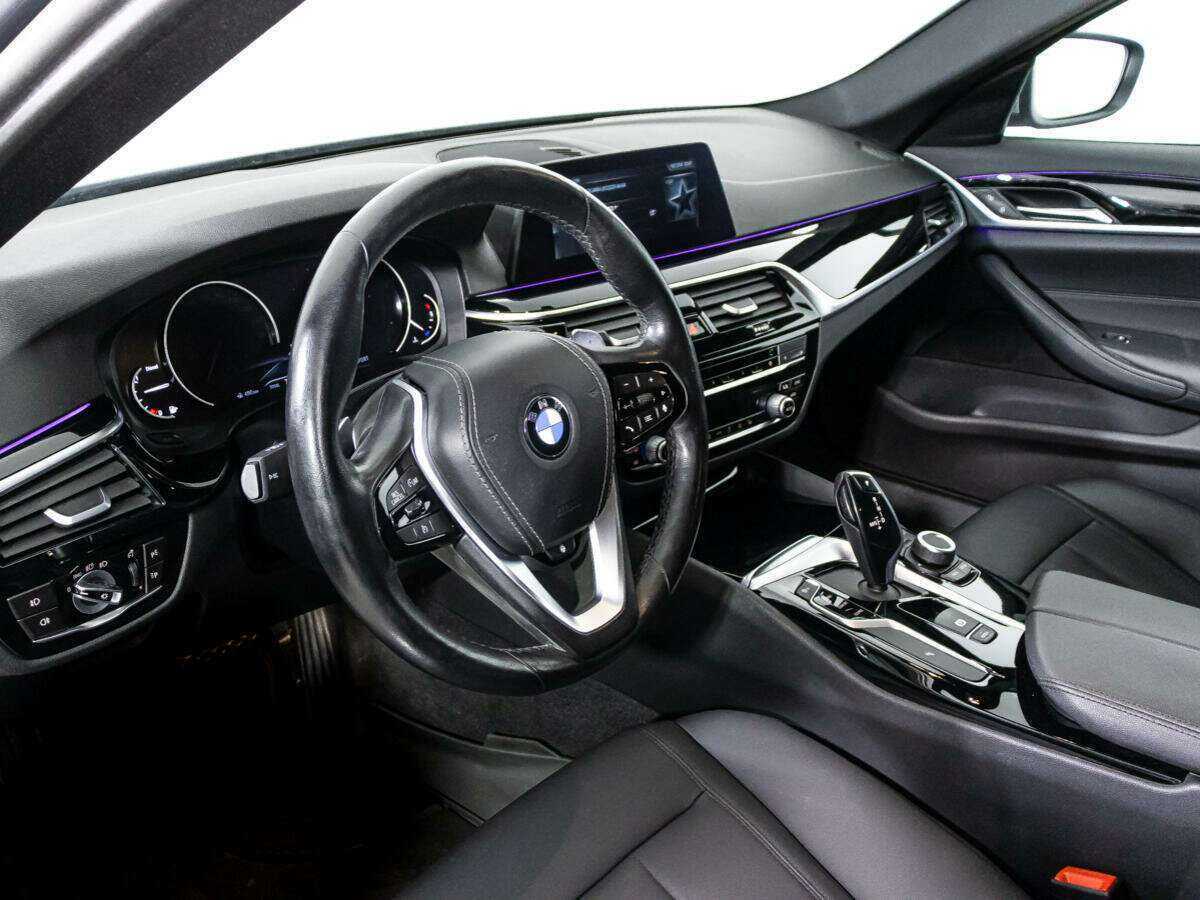 Купить BMW 5 серии 520d xDrive, 2019, 73 453 км, фото №11