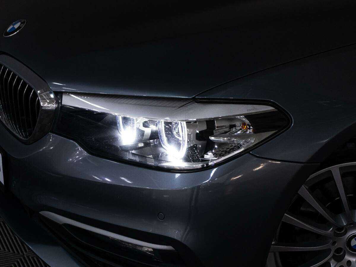 Купить BMW 5 серии 520d xDrive, 2019, 73 453 км, фото №28