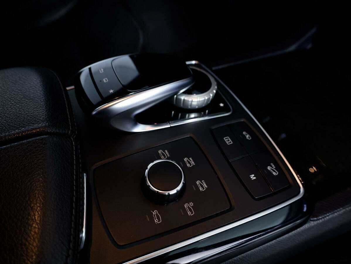 Купить Mercedes-Benz GLS 400, 2016, 133 522 км, фото №29