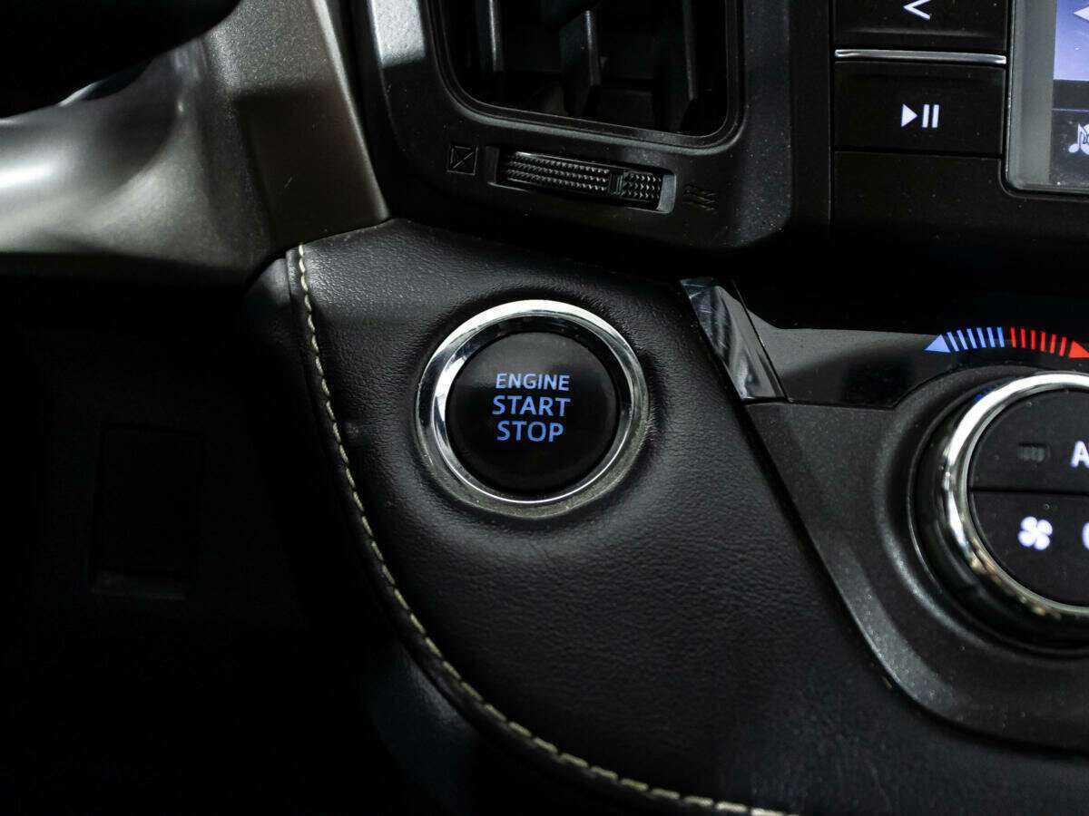 Купить Toyota RAV4, 2017, 75 000 км, фото №21