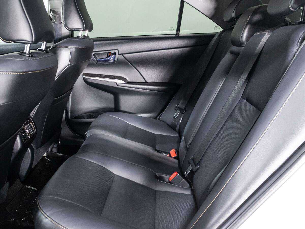 Купить Toyota Camry, 2017, 33 060 км, фото №10