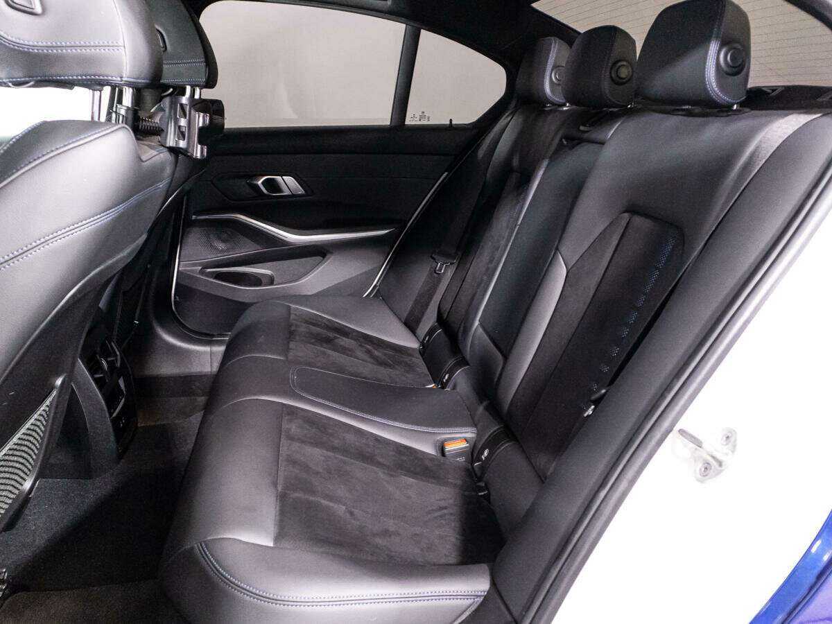 Купить BMW 3 серии 320i xDrive, 2020, 83 995 км, фото №10