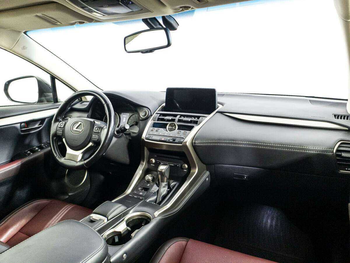 Купить Lexus NX 300, 2017, 68 244 км, фото №9
