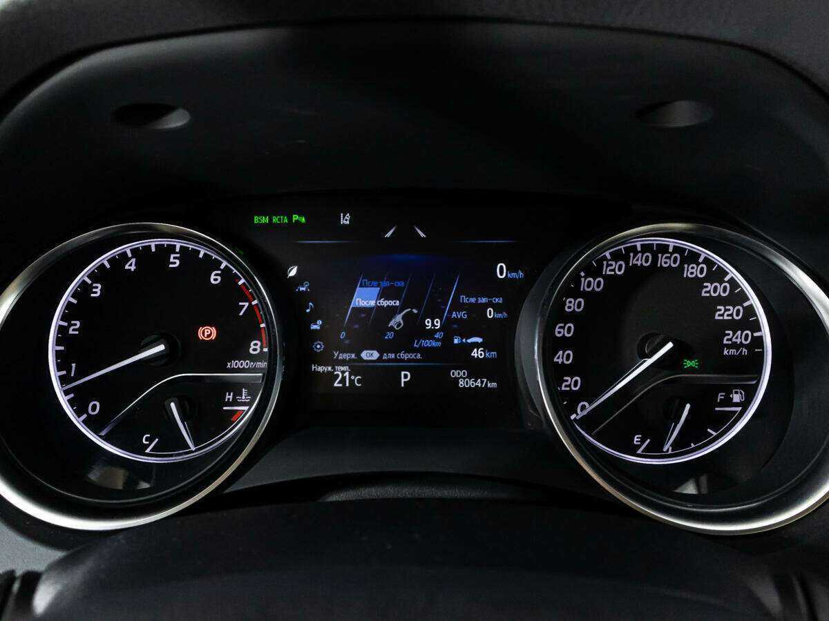 Купить Toyota Camry, 2018, 80 400 км, фото №12