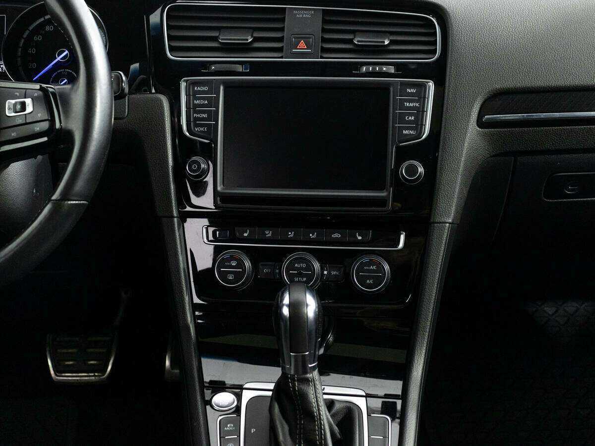 Купить Volkswagen Golf R, 2014, 136 811 км, фото №14