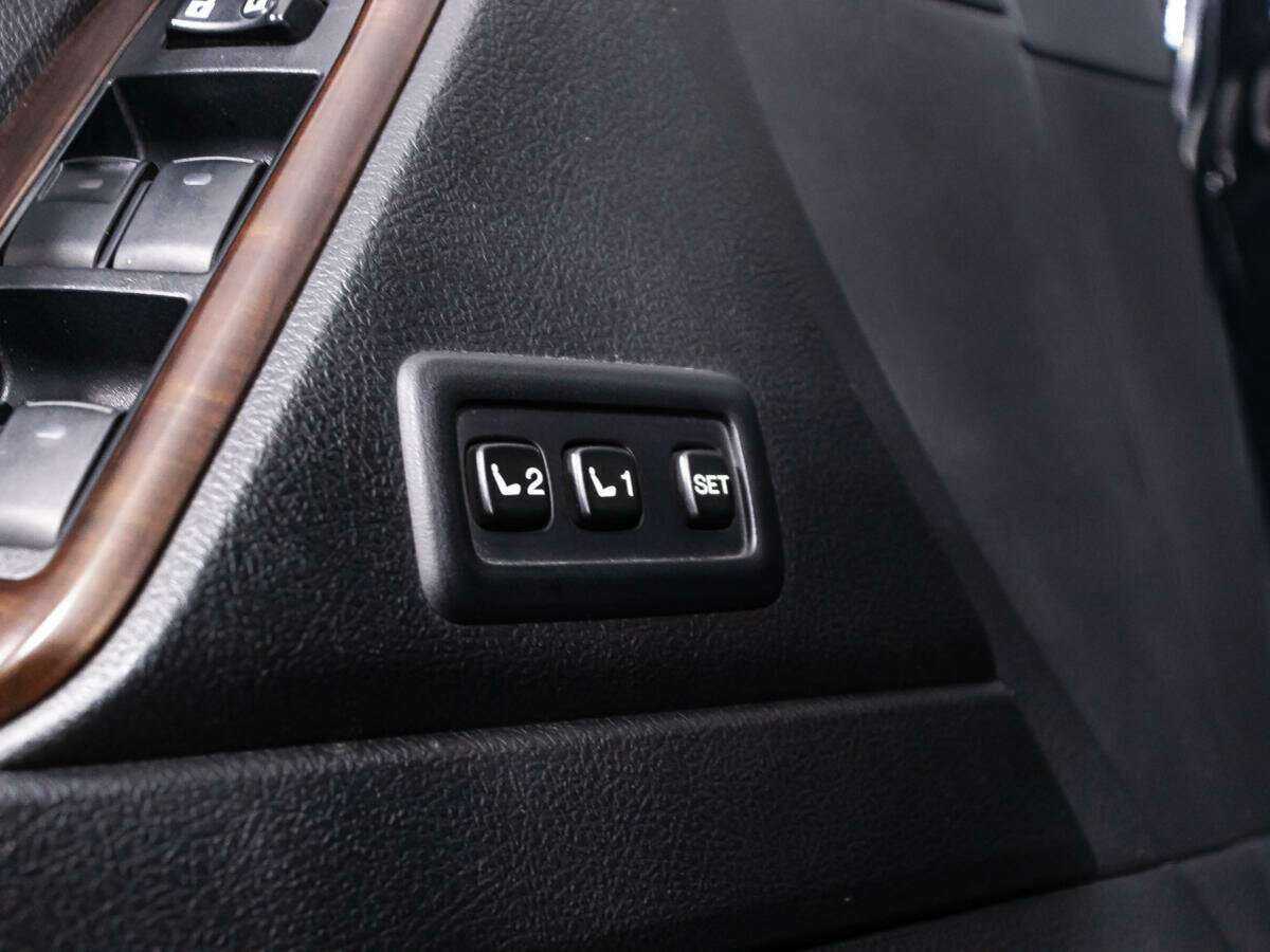 Купить Toyota Land Cruiser Prado, 2016, 136 397 км, фото №17