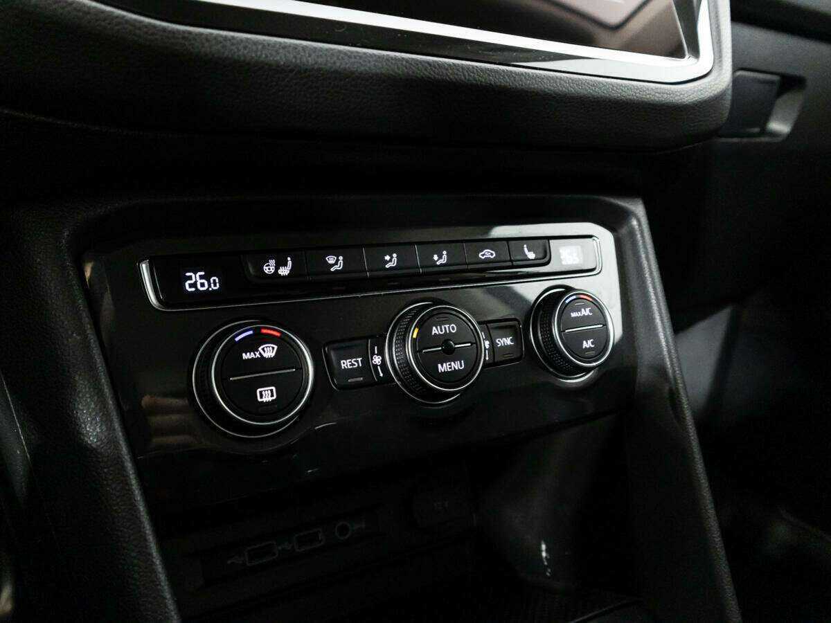 Купить Volkswagen Tiguan, 2019, 180 000 км, фото №18