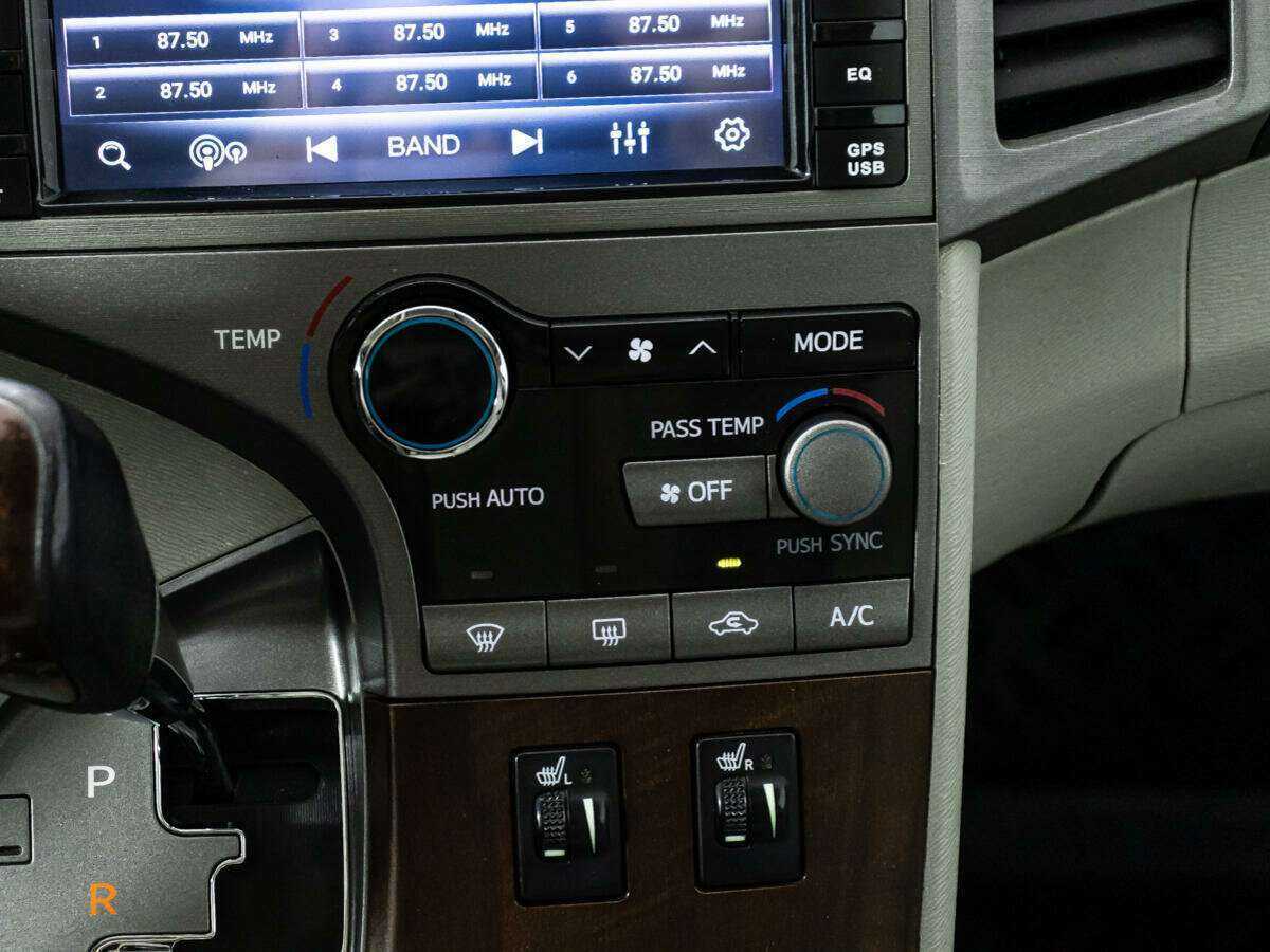 Купить Toyota Venza, 2010, 249 188 км, фото №19