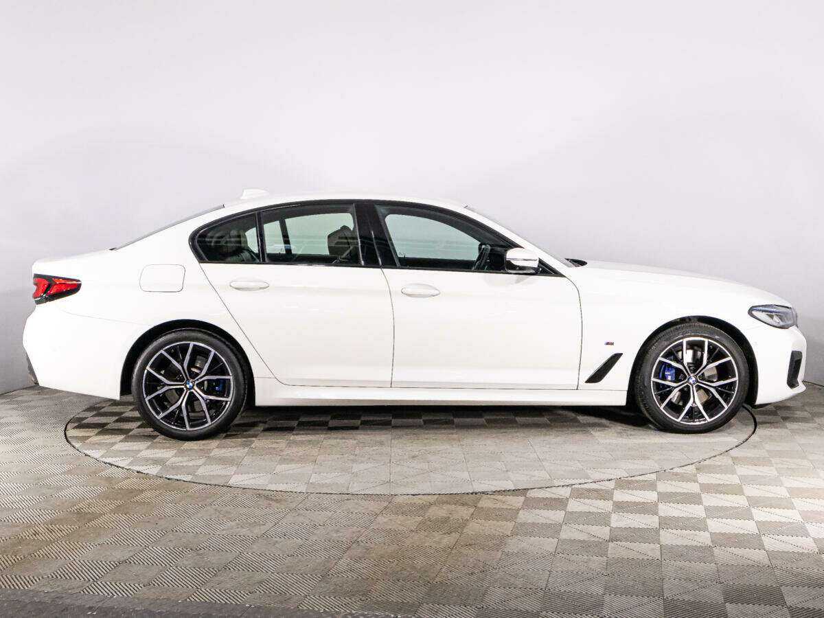 Купить BMW 5 серии 530d xDrive, 2020, 79 958 км, фото №4