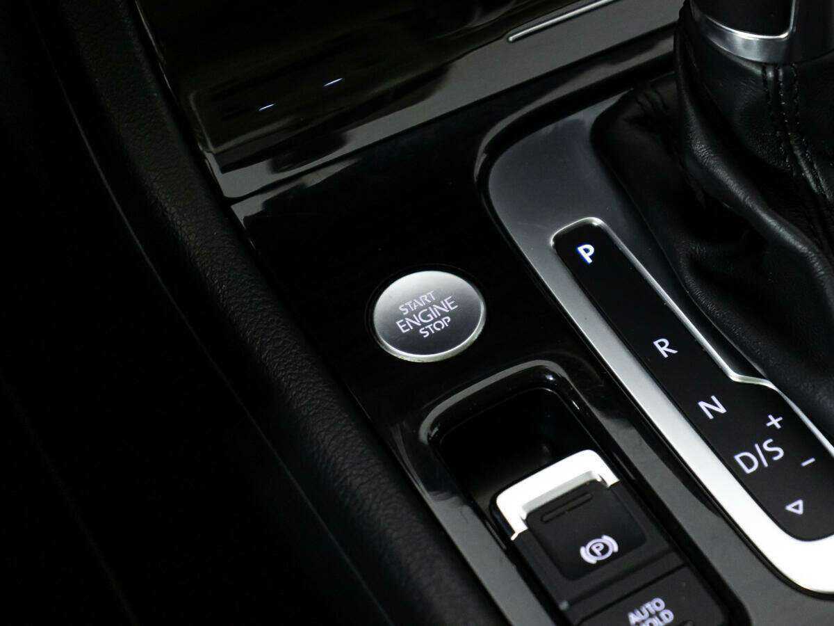 Купить Volkswagen Touareg, 2015, 192 733 км, фото №19