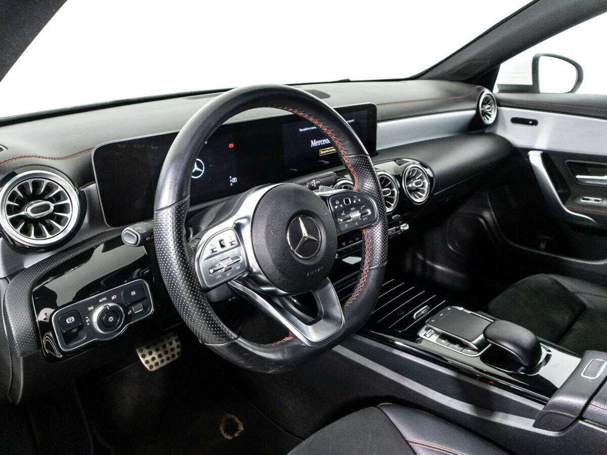 Купить Mercedes-Benz CLA 200, 2019, 115 001 км, фото №11