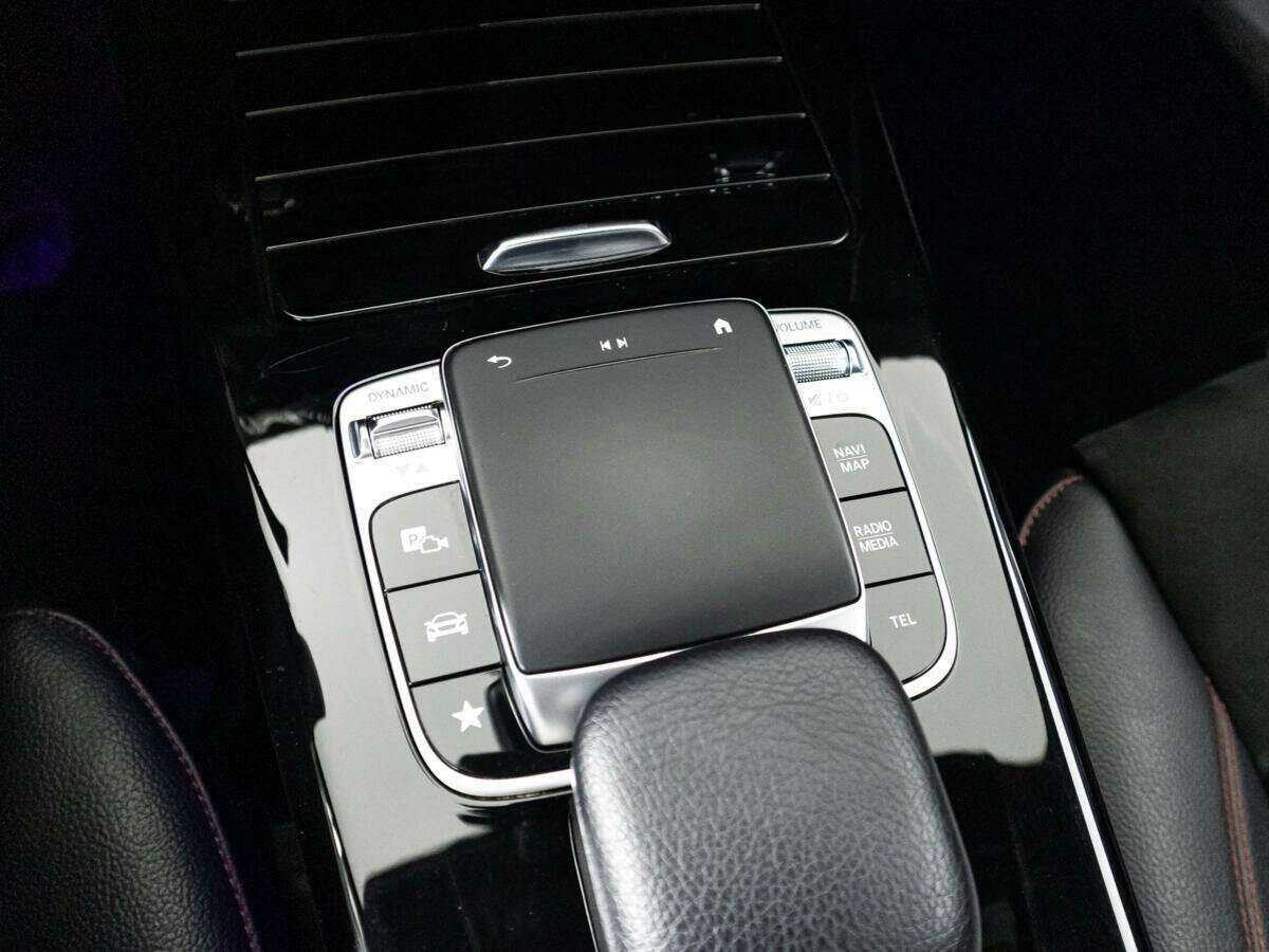 Купить Mercedes-Benz CLA 200, 2019, 115 001 км, фото №16