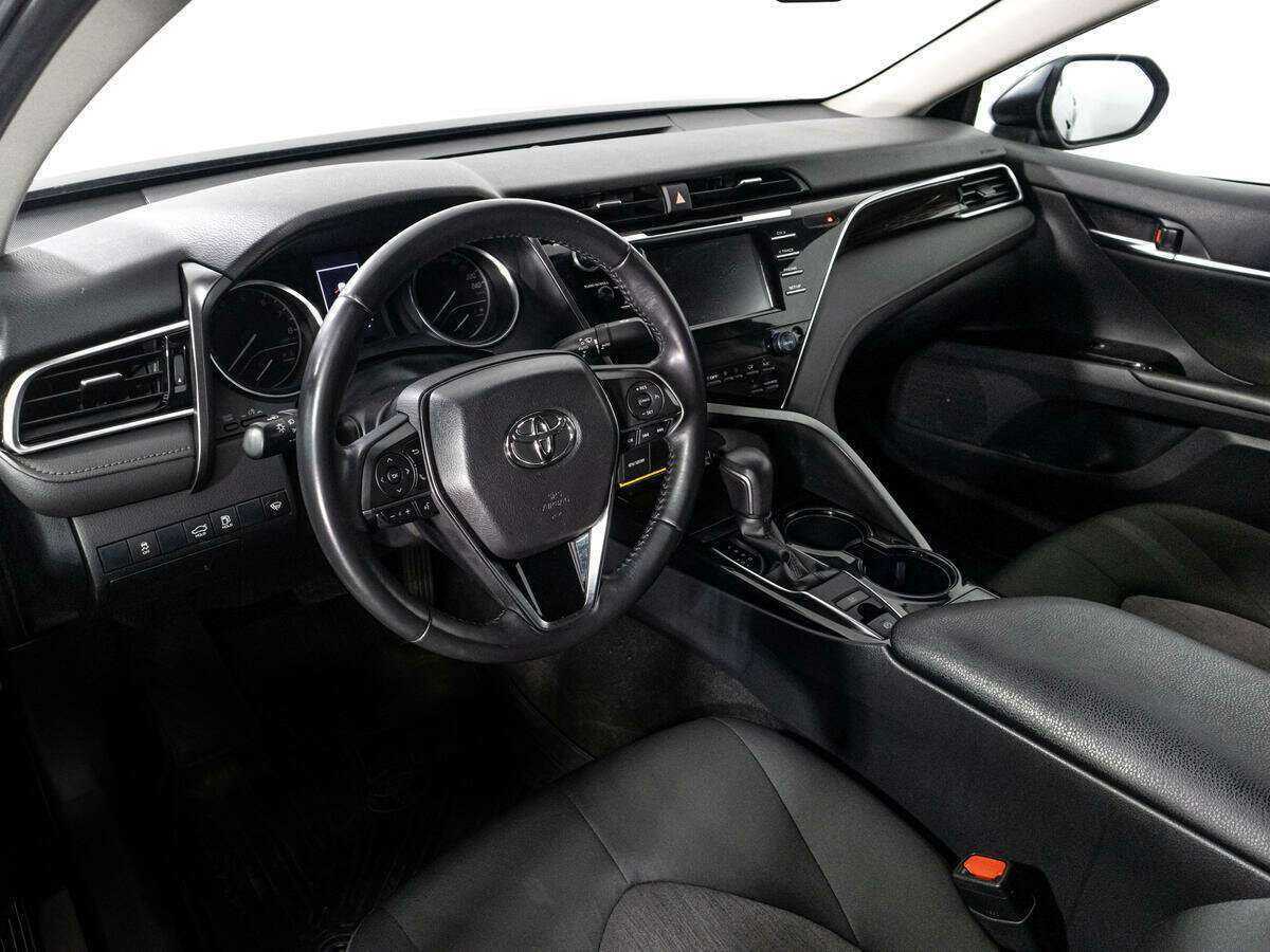 Купить Toyota Camry, 2019, 70 000 км, фото №11