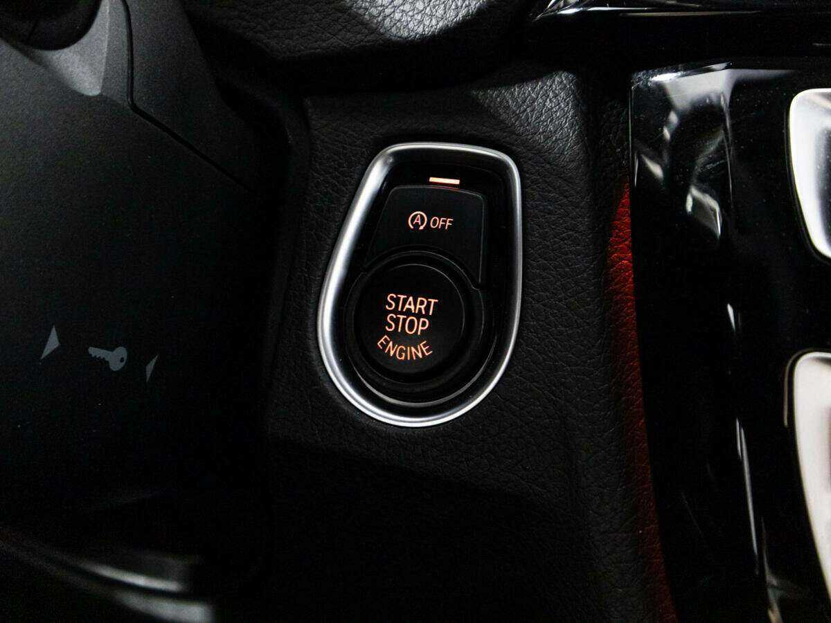 Купить BMW 3 серии 320i xDrive, 2018, 69 691 км, фото №18