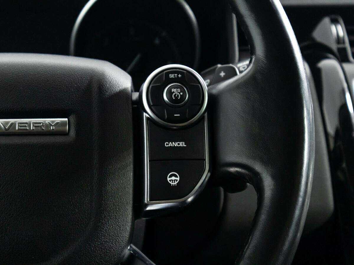 Купить Land Rover Discovery, 2017, 139 037 км, фото №23