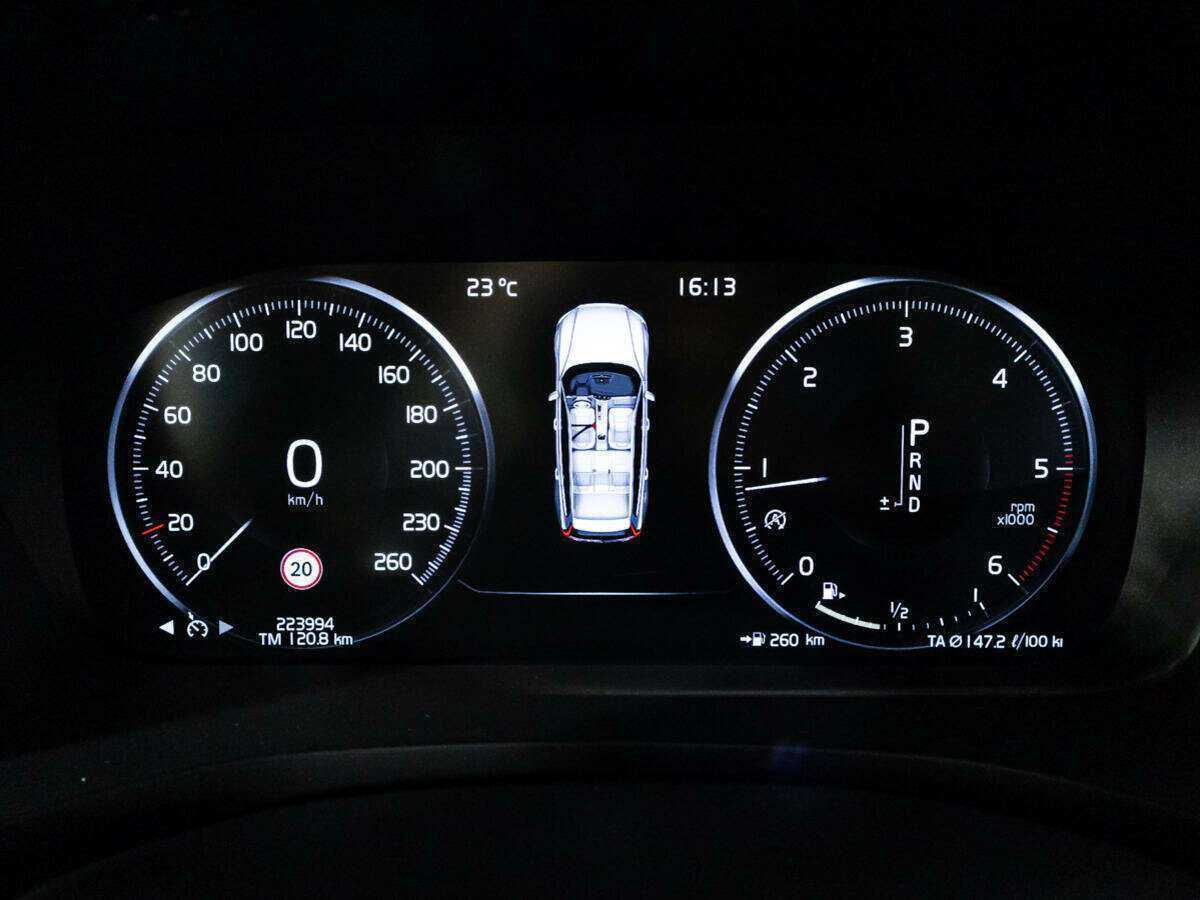 Купить Volvo V60, 2018, 223 990 км, фото №12