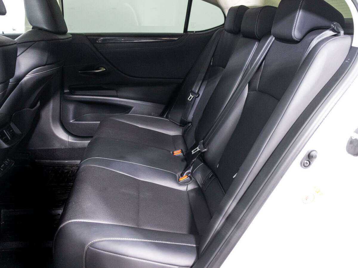 Купить Lexus ES 250, 2019, 59 118 км, фото №10