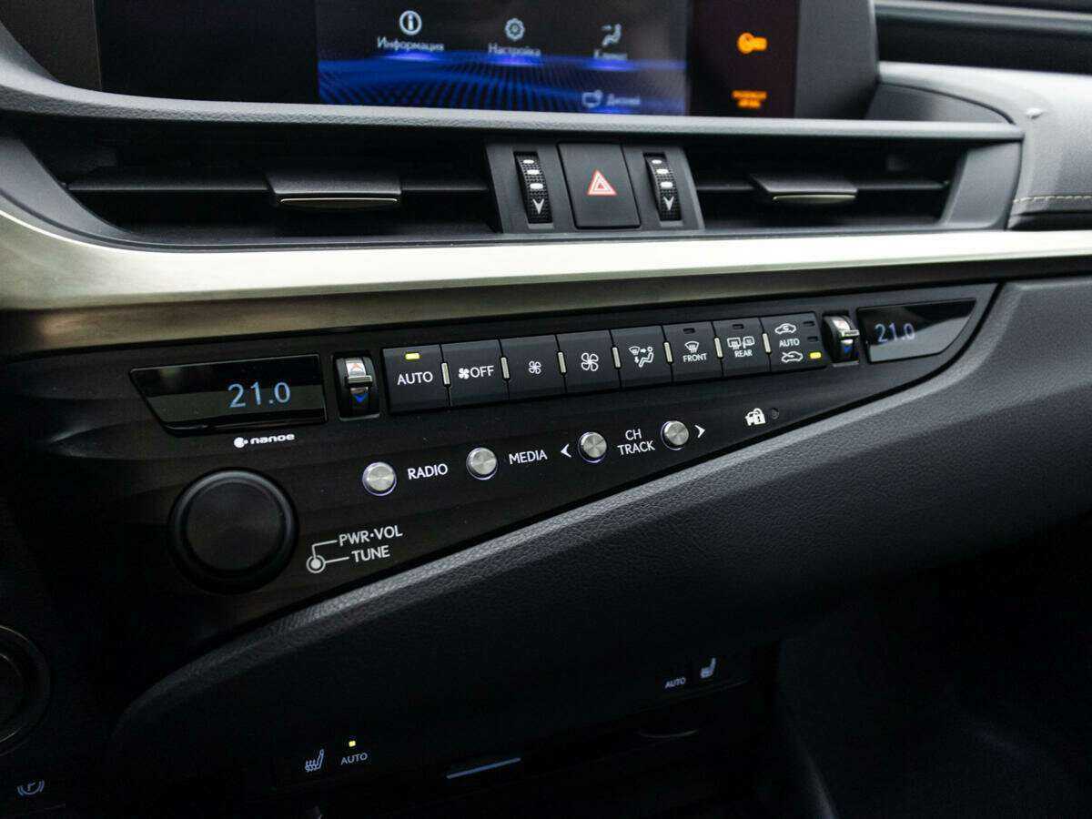 Купить Lexus ES 250, 2019, 59 118 км, фото №18