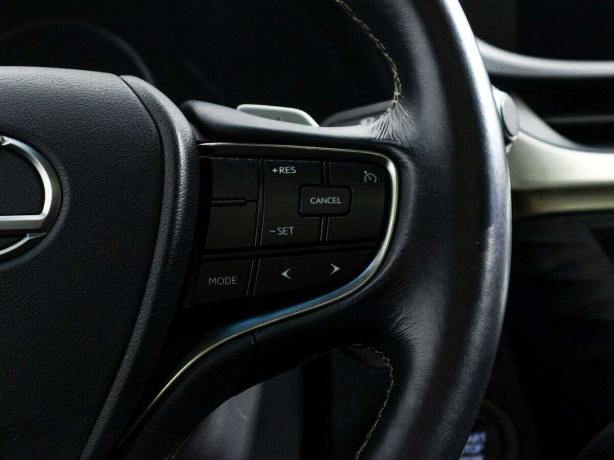 Купить Lexus ES 250, 2019, 59 118 км, фото №23