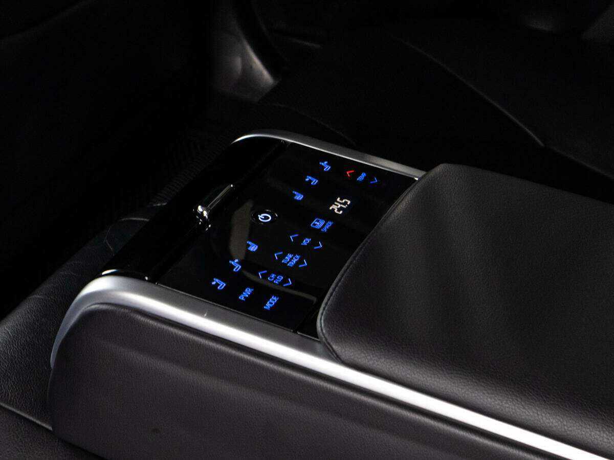 Купить Toyota Camry, 2018, 69 000 км, фото №19