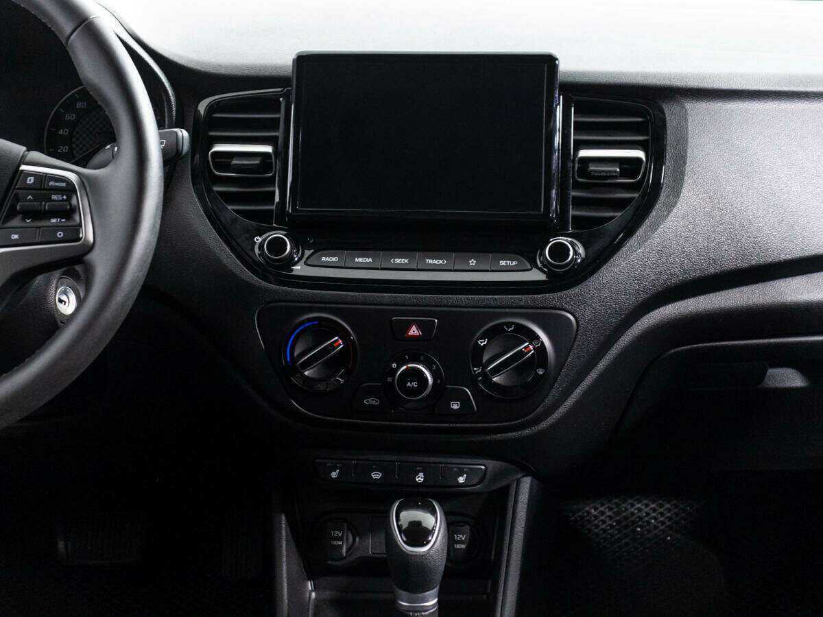 Купить Hyundai Solaris, 2021, 30 538 км, фото №14