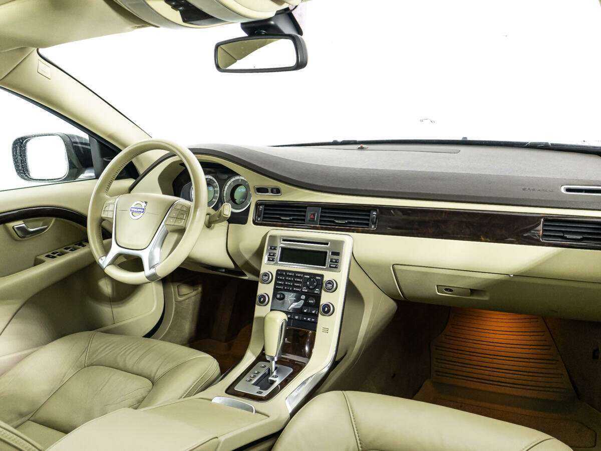 Купить Volvo XC70, 2010, 147 000 км, фото №9