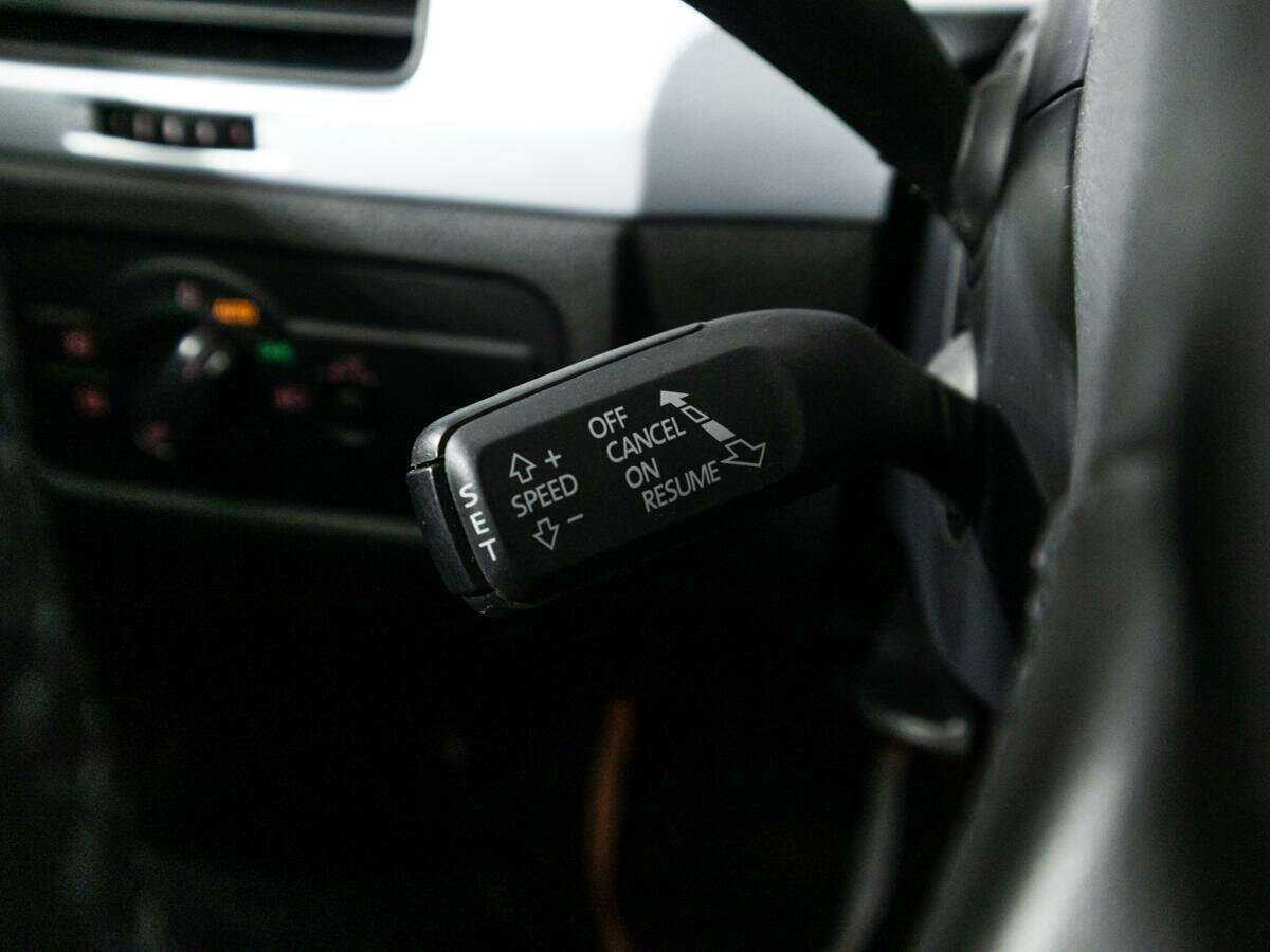 Купить Volkswagen Touareg, 2010, 178 045 км, фото №17