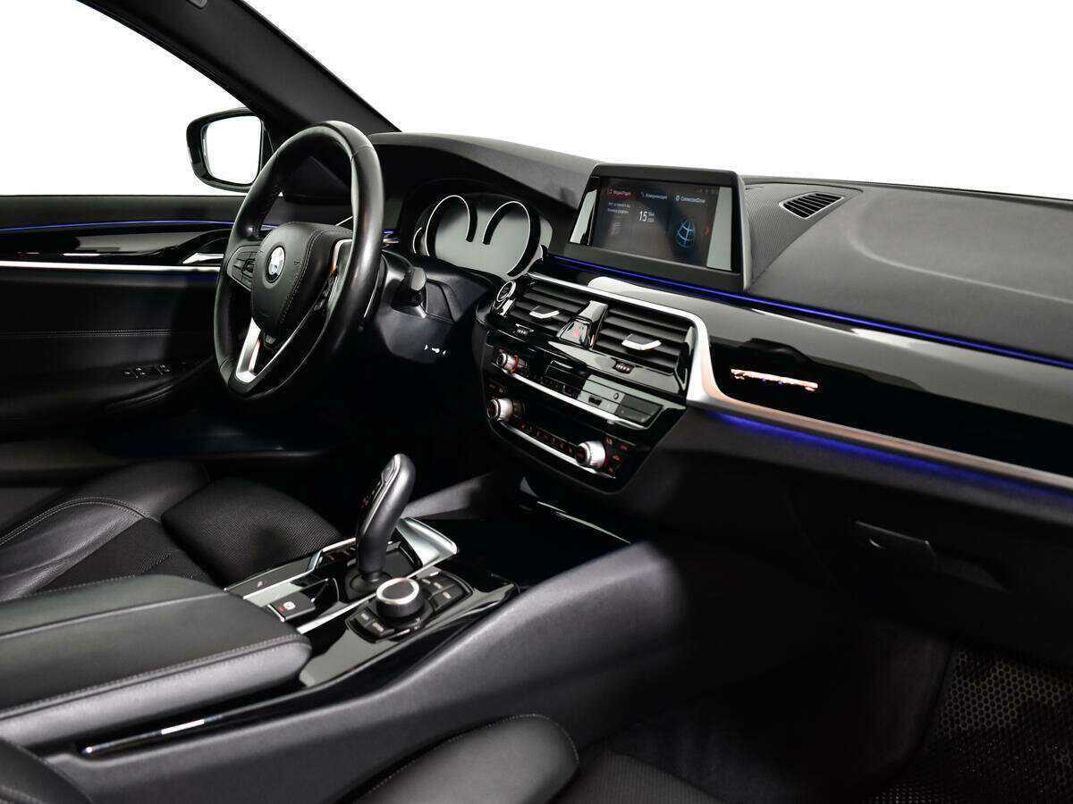 Купить BMW 5 серии 520d, 2019, 79 785 км, фото №9