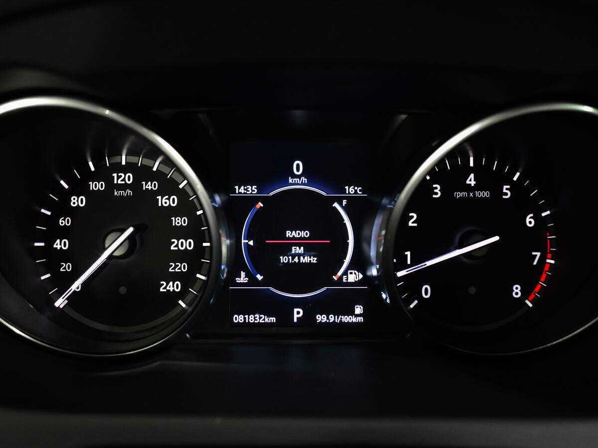 Купить Land Rover Discovery Sport, 2017, 81 831 км, фото №9