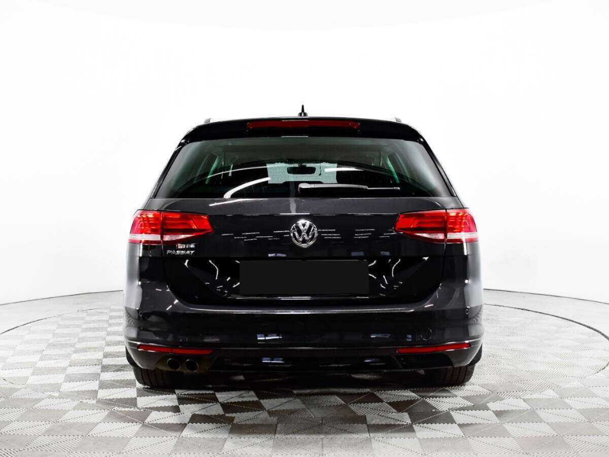 Купить Volkswagen Passat DSG7, 2018, 134 790 км, фото №6
